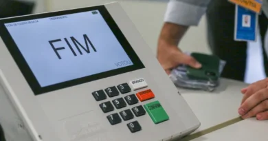 Vereadores do PL e PT são cassados por compra de votos