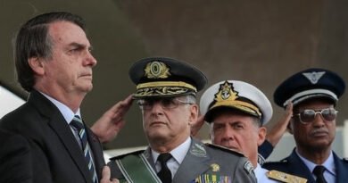 Bolsonaro e generais acusados de tentativa de golpe podem perder suas patentes militares