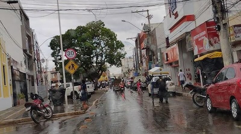 Irecê está entre as cidades com maior volume de chuva do Brasil, aponta Inmet