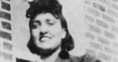 A história da mulher negra que morreu de câncer em 1951 e tem células imortais que salvam milhares de pessoas no mundo até hoje