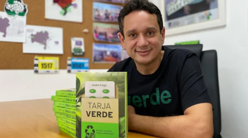 Hoje… André Fraga fará lançamento do livro “Tarja Verde” em Morro do Chapéu!