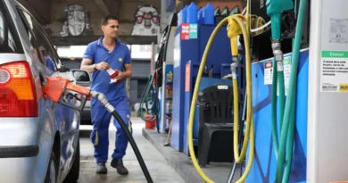 Gasolina pode ficar mais barata com mudança proposta pelo governo Lula